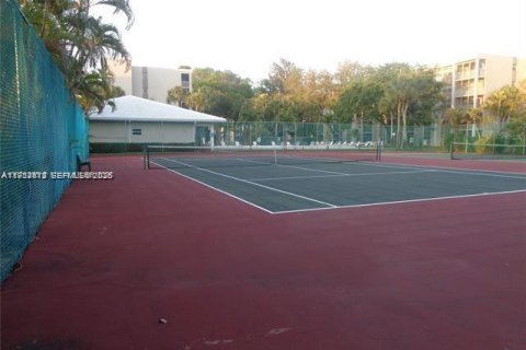 Condominio en alquiler en Coral Springs, Florida, 1 dormitorio, 77.57 m2 № 2010379 - foto 12