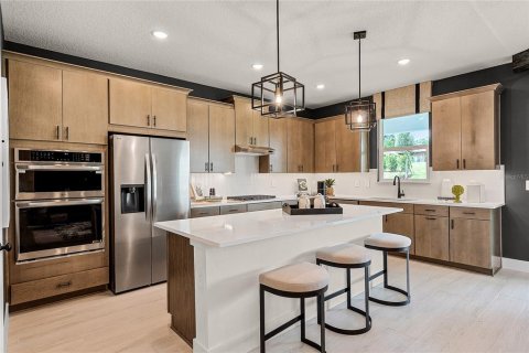 Casa en venta en Apopka, Florida, 4 dormitorios, 208.1 m2 № 1915229 - foto 9