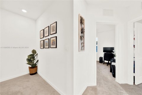 Townhouse in Homestead, Florida 4 bedrooms, 178.74 sq.m. № 1709882 - photo 28