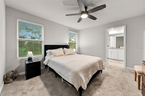 Townhouse in Brandon, Florida 3 bedrooms, 141.68 sq.m. № 2341611 - photo 27
