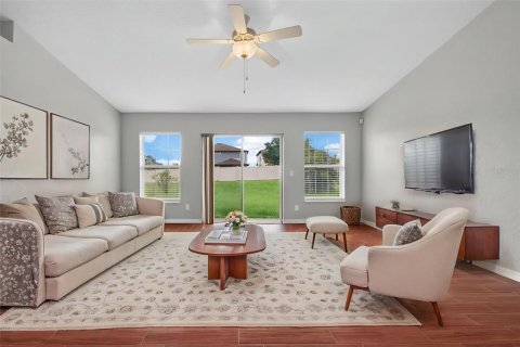 Villa ou maison à vendre à Davenport, Floride: 4 chambres, 196.12 m2 № 2330280 - photo 9