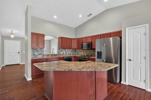 Villa ou maison à vendre à Davenport, Floride: 4 chambres, 196.12 m2 № 2330280 - photo 8