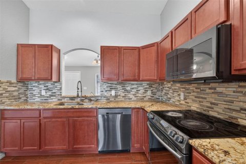Villa ou maison à vendre à Davenport, Floride: 4 chambres, 196.12 m2 № 2330280 - photo 7