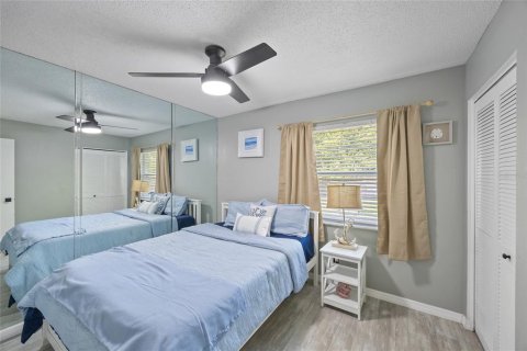 House in Clearwater, Florida 3 bedrooms, 104.24 sq.m. № 1888659 - photo 27