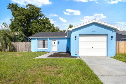 House in Clearwater, Florida 3 bedrooms, 104.24 sq.m. № 1888659 - photo 8