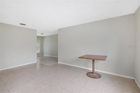 House in Vero Beach, Florida 2 bedrooms, 90.02 sq.m. № 1881038 - photo 16