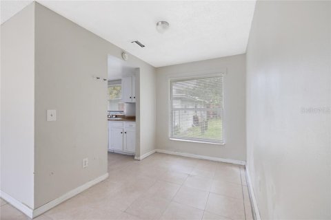 House in Vero Beach, Florida 2 bedrooms, 90.02 sq.m. № 1881038 - photo 12