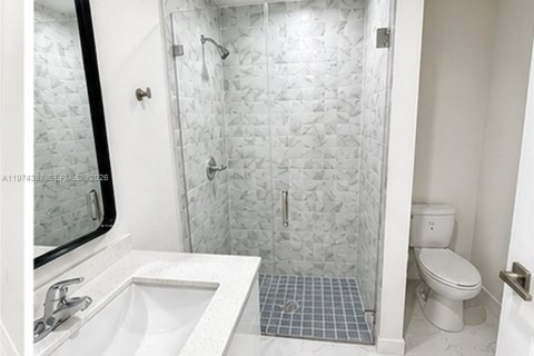 Villa ou maison à louer à Miami, Floride: 4 chambres, 139.35 m2 № 2263865 - photo 7