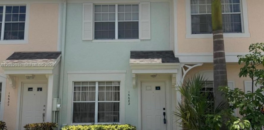 Villa ou maison à Weston, Floride 2 chambres, 103.12 m2 № 2085619