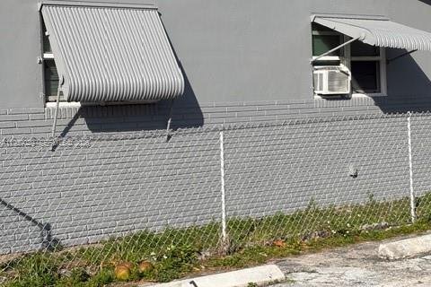 Immobilier commercial à vendre à Fort Lauderdale, Floride: 188.78 m2 № 2028026 - photo 3