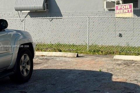 Immobilier commercial à vendre à Fort Lauderdale, Floride: 188.78 m2 № 2028026 - photo 16