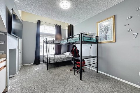 Touwnhouse à vendre à Kissimmee, Floride: 4 chambres, 152.82 m2 № 2212423 - photo 13
