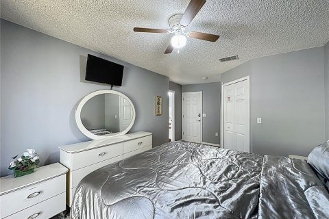Touwnhouse à vendre à Kissimmee, Floride: 4 chambres, 152.82 m2 № 2212423 - photo 20