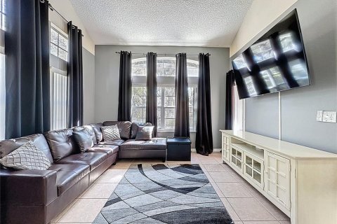 Touwnhouse à vendre à Kissimmee, Floride: 4 chambres, 152.82 m2 № 2212423 - photo 5