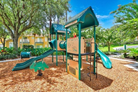 Touwnhouse à vendre à Kissimmee, Floride: 4 chambres, 152.82 m2 № 2212423 - photo 28