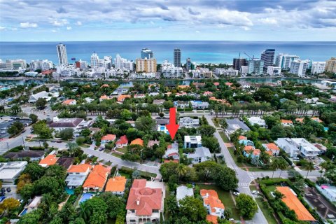 Villa ou maison à Miami Beach, Floride 3 chambres, 134.71 m2 № 2024288