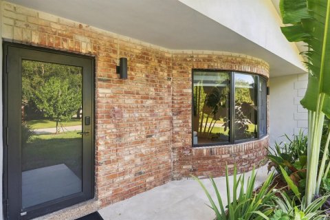 Villa ou maison à vendre à Coral Springs, Floride: 4 chambres, 190.17 m2 № 2388009 - photo 15