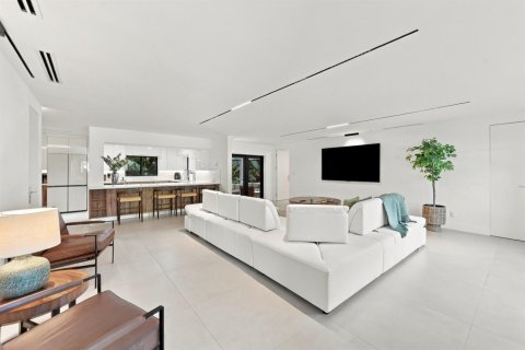 Villa ou maison à vendre à Coral Springs, Floride: 4 chambres, 190.17 m2 № 2388009 - photo 19
