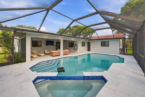 Villa ou maison à vendre à Coral Springs, Floride: 4 chambres, 190.17 m2 № 2388009 - photo 24