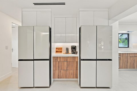 Villa ou maison à vendre à Coral Springs, Floride: 4 chambres, 190.17 m2 № 2388009 - photo 5
