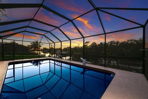 Villa ou maison à vendre à Sarasota, Floride: 3 chambres, 158.49 m2 № 2410109 - photo 28