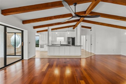 Villa ou maison à vendre à Sarasota, Floride: 3 chambres, 158.49 m2 № 2410109 - photo 7