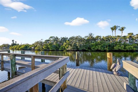 Villa ou maison à Sarasota, Floride 3 chambres, 158.49 m2 № 2410109