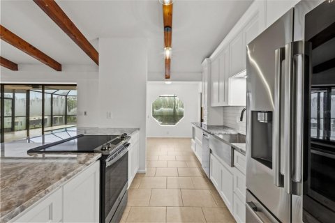 Villa ou maison à vendre à Sarasota, Floride: 3 chambres, 158.49 m2 № 2410109 - photo 13
