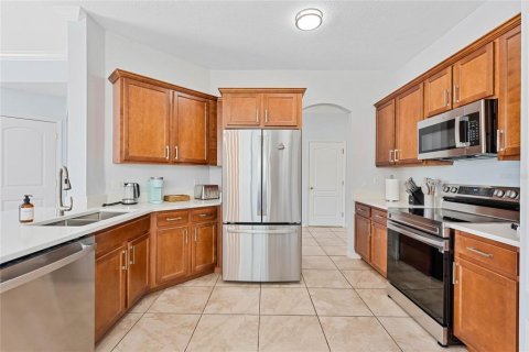 House in Davenport, Florida 5 bedrooms, 214.88 sq.m. № 2228225 - photo 22