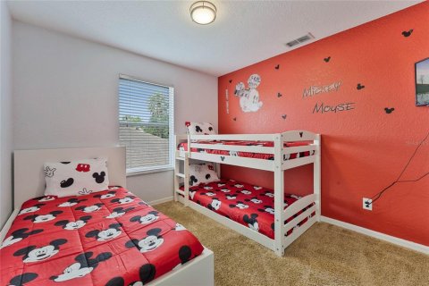 House in Davenport, Florida 5 bedrooms, 214.88 sq.m. № 2228225 - photo 8