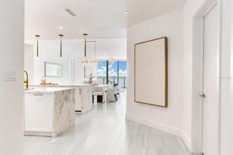 Condominio en venta en Tampa, Florida, 2 dormitorios, 223.34 m2 № 2212849 - foto 4