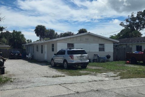 Immobilier commercial à St. Lucie, Floride 144 m2 № 2374857