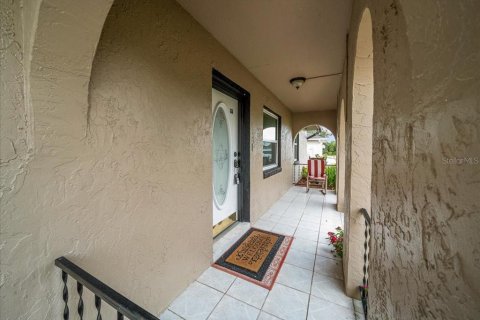 House in Ocala, Florida 3 bedrooms, 119.84 sq.m. № 2396011 - photo 13