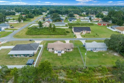 House in Ocala, Florida 3 bedrooms, 119.84 sq.m. № 2396011 - photo 2