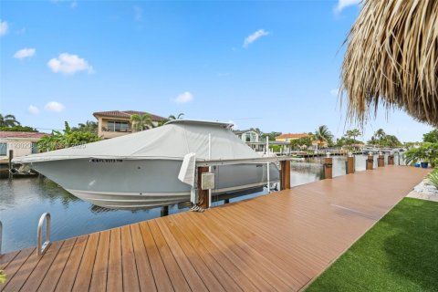 Casa en venta en Pompano Beach, Florida, 3 dormitorios, 166.3 m2 № 1989063 - foto 29