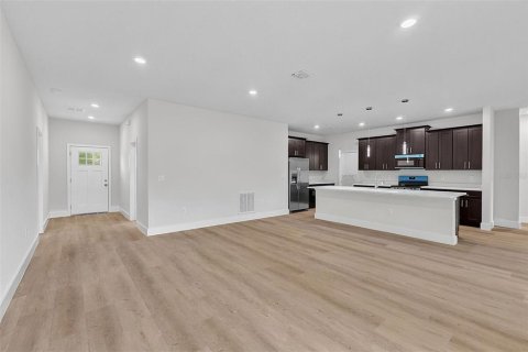 Casa en venta en North Port, Florida, 4 dormitorios, 195.09 m2 № 2313091 - foto 16