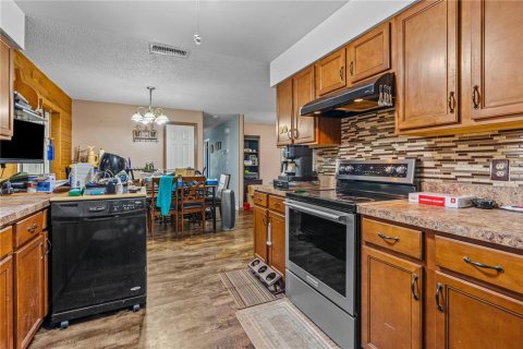 House in Edgewater, Florida 3 bedrooms, 124.4 sq.m. № 1735462 - photo 4