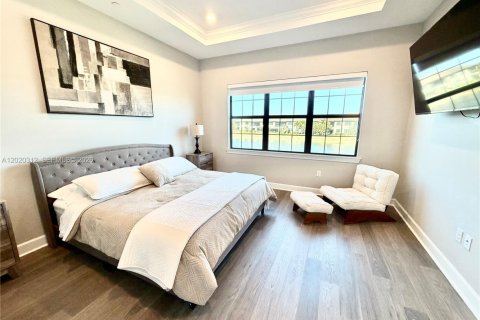 Touwnhouse à louer à Naples, Floride: 3 chambres, 222.32 m2 № 2153653 - photo 2