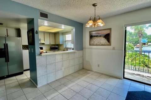 Condominio en venta en Melbourne, Florida, 2 dormitorios, 83.98 m2 № 1852875 - foto 9