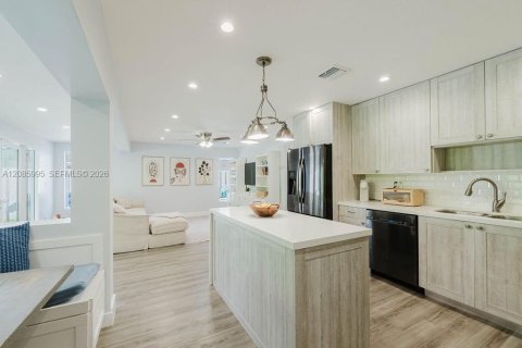 Купить виллу или дом в Майами, Флорида 4 спальни, 238.39м2, № 2357782 - фото 5