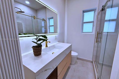 Купить виллу или дом в Майами, Флорида 3 спальни, 175.59м2, № 2027789 - фото 19