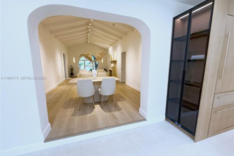 Купить виллу или дом в Майами, Флорида 3 спальни, 175.59м2, № 2027789 - фото 6