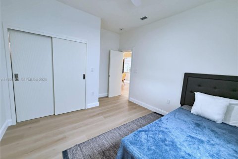 Купить виллу или дом в Майами, Флорида 3 спальни, 175.59м2, № 2027789 - фото 21