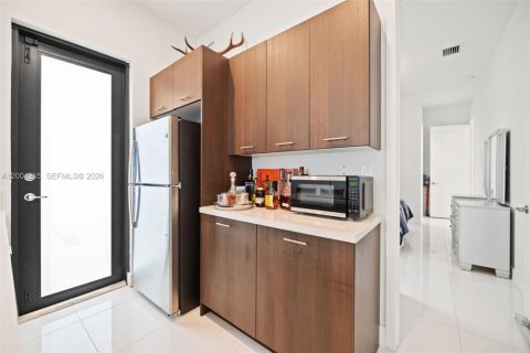 Купить виллу или дом в Мирамар, Флорида 5 спален, 337.51м2, № 2075444 - фото 23