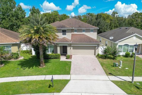House in Kissimmee, Florida 5 bedrooms, 260.22 sq.m. № 2368827