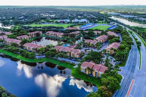Condominio en venta en Miramar, Florida, 1 dormitorio, 67.82 m2 № 2034479 - foto 28