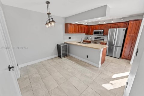 Townhouse in Davie, Florida 3 bedrooms, 153.66 sq.m. № 1995030 - photo 9