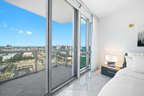 Condo in Sunny Isles Beach, Florida, 3 bedrooms  № 1667730 - photo 27
