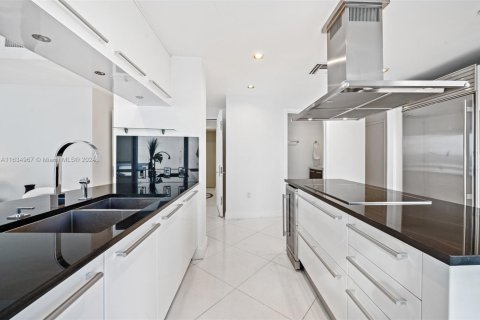 Condo in Sunny Isles Beach, Florida, 3 bedrooms  № 1667730 - photo 6