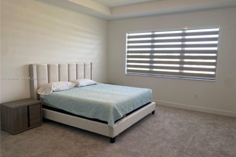 House in Miramar, Florida 4 bedrooms, 251.21 sq.m. № 1997400 - photo 29